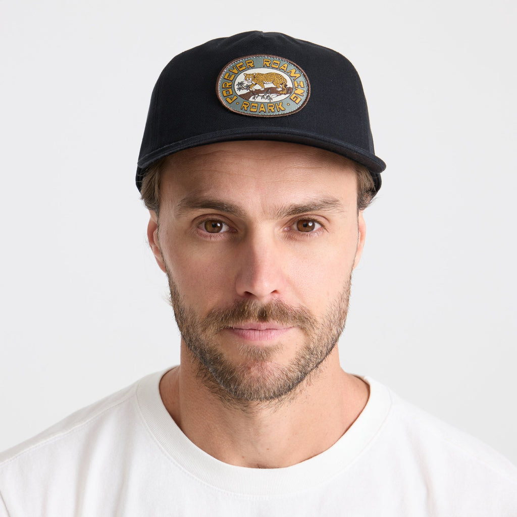 Stylish black Roark adventure cap, perfect for outdoor explorations and travel Big Image - 2