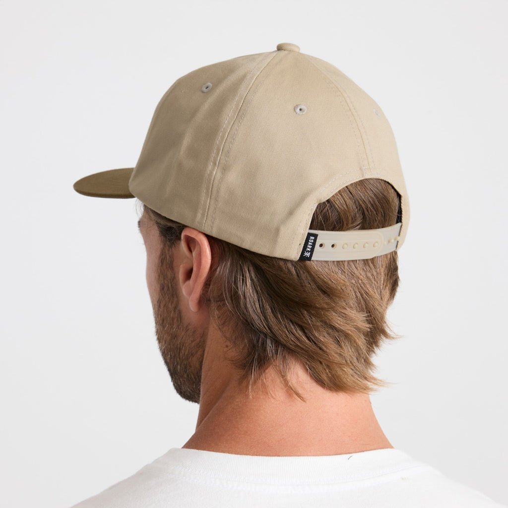 Roark Adventure Gear: Unidentified item possibly related to outdoor exploration or travel accessories, RH725 FSS 1503. Big Image - 6