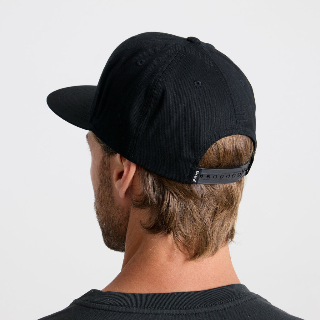 Roark black adventure gear showcased in an outdoor setting, perfect for travel and exploration. Big Image - 6