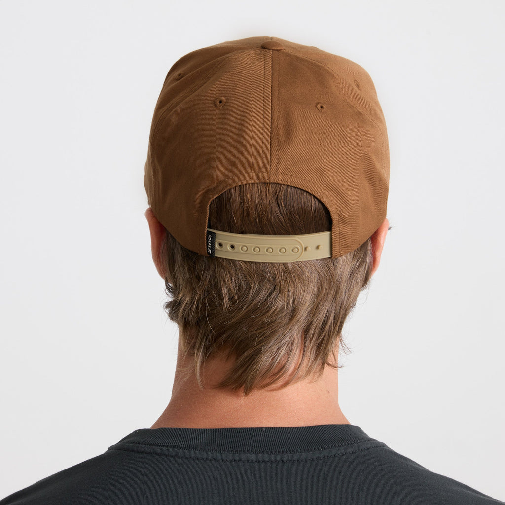 Stylish adventure-ready cap from Roark, ideal for outdoor activities and travel. Big Image - 5