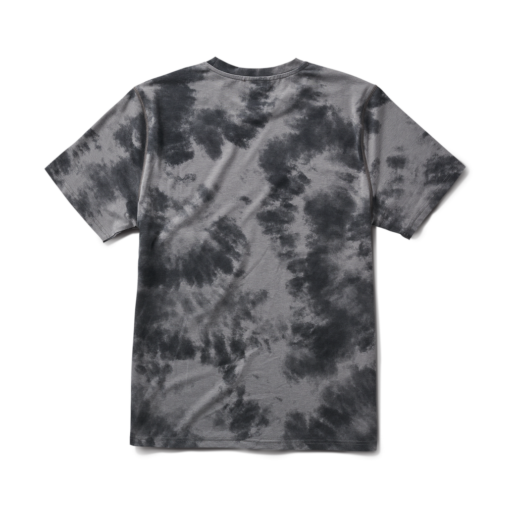 Active adventure shirt with visible sleeve detail, perfect for outdoor activities. Big Image - 2