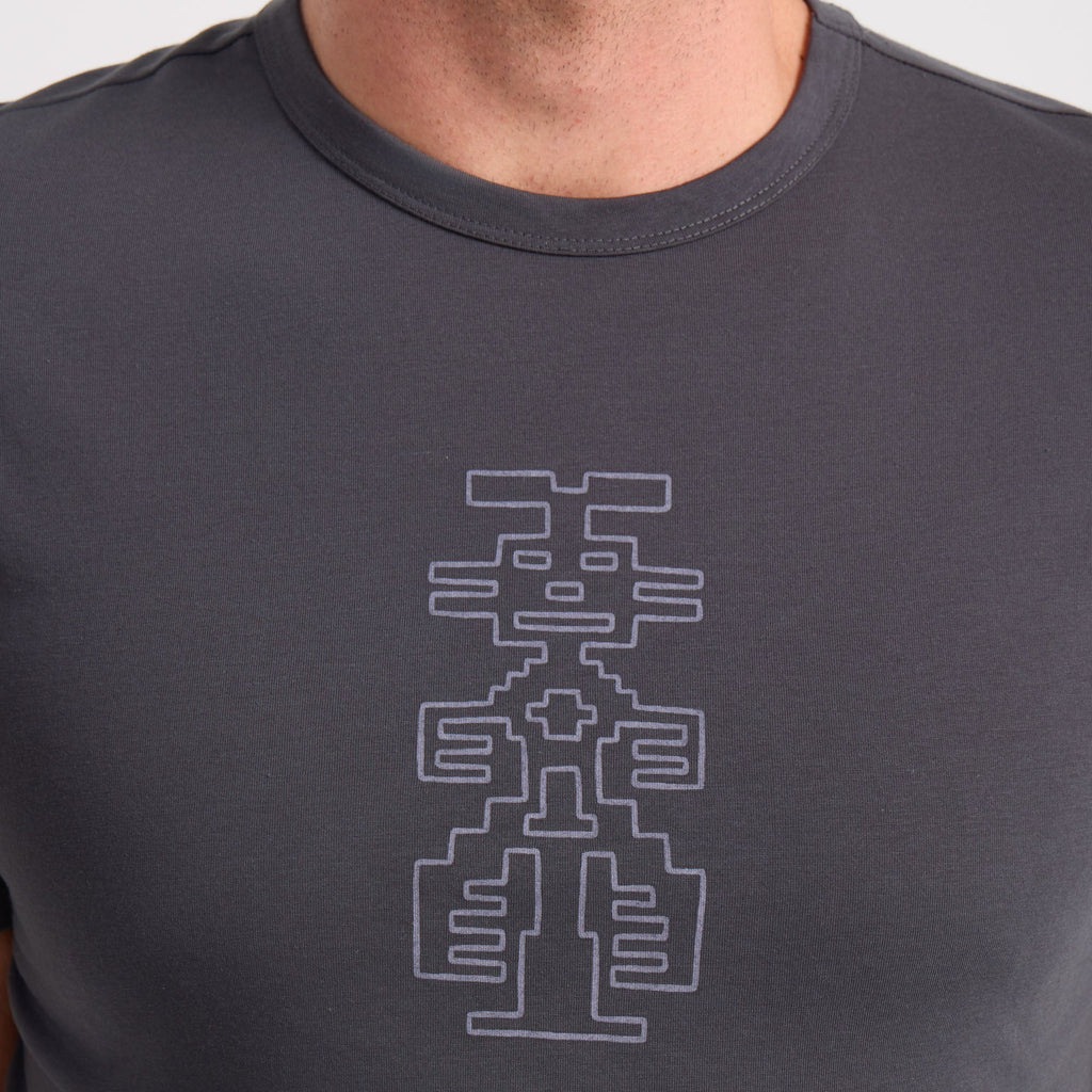 Sleeve detail of a Roark active shirt, designed for adventure and outdoor activities. Big Image - 5