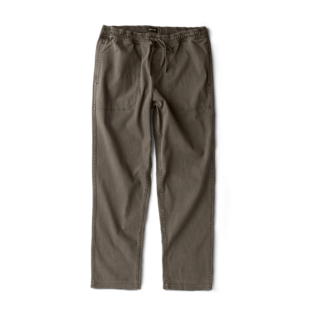 Close-up of a sophisticated pocket detail on a Roark adventure garment, ideal for secure storage during outdoor activities. Big Image - 1