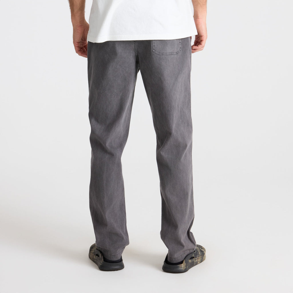 Close-up view of a durable pocket detail on Roark's adventure-ready gear, designed for outdoor enthusiasts. Big Image - 5