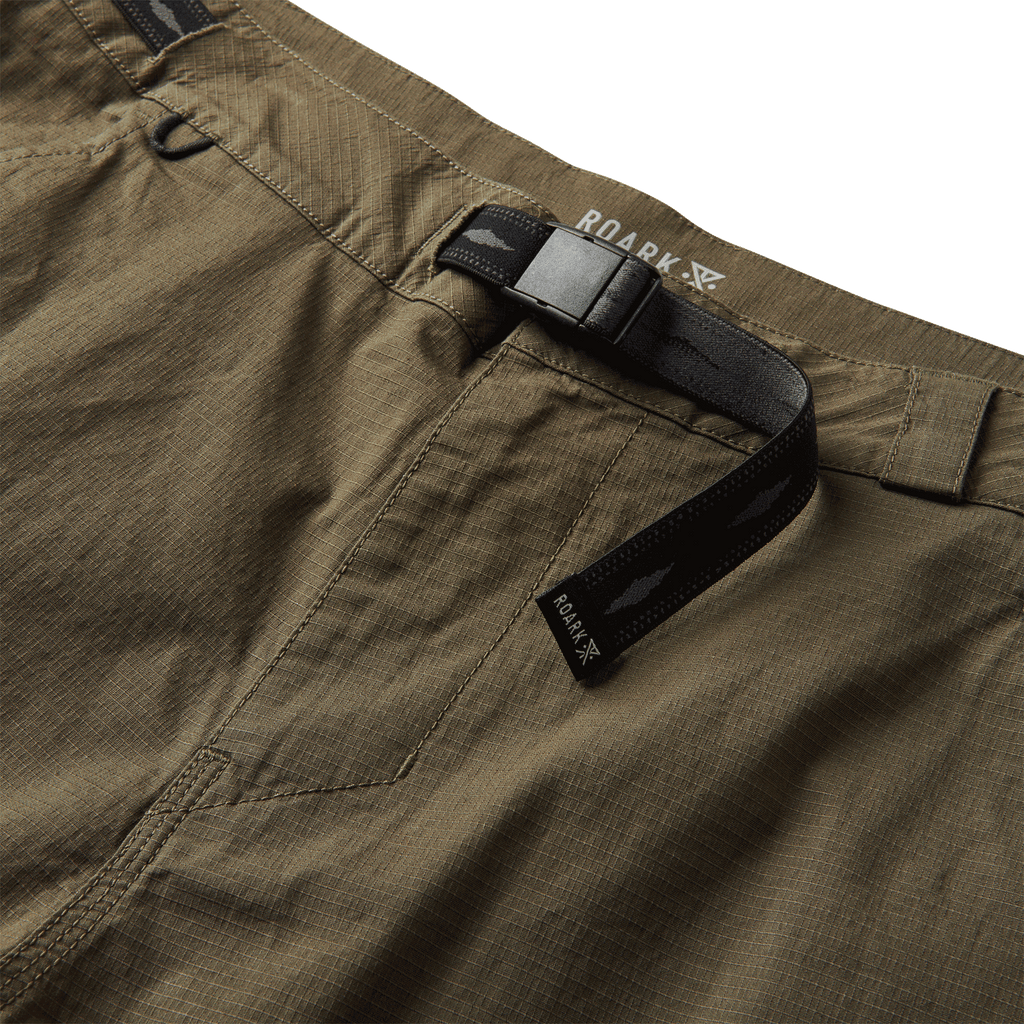 The details of Roark men's Campover Shorts - Military Big Image - 7