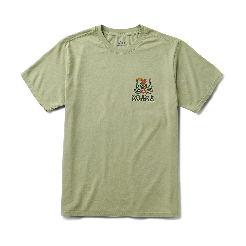 Close-up of a Roark active shirt sleeve featuring the distinctive logo and symbol, crafted from high-quality textiles for outdoor adventures Big Image - 9