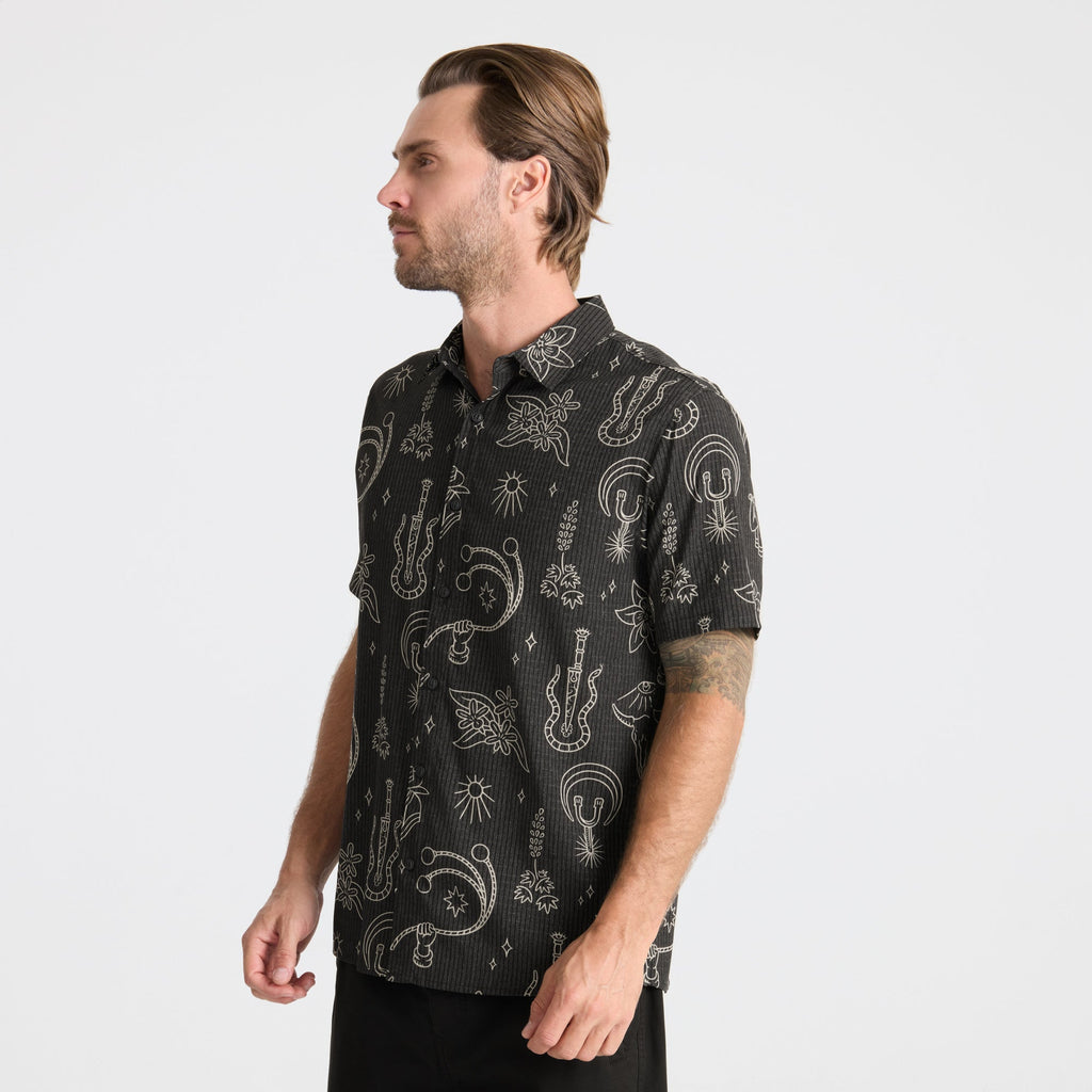 Bless Up Breathable Stretch Shirt - Black Print Big Image - 5