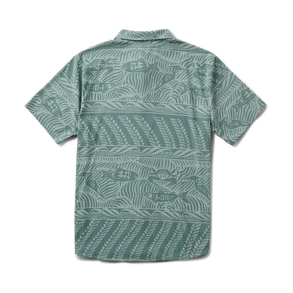 Close-up of a Roark active shirt detailing the sleeve, collar, and buttons, designed for adventure and travel. Big Image - 7