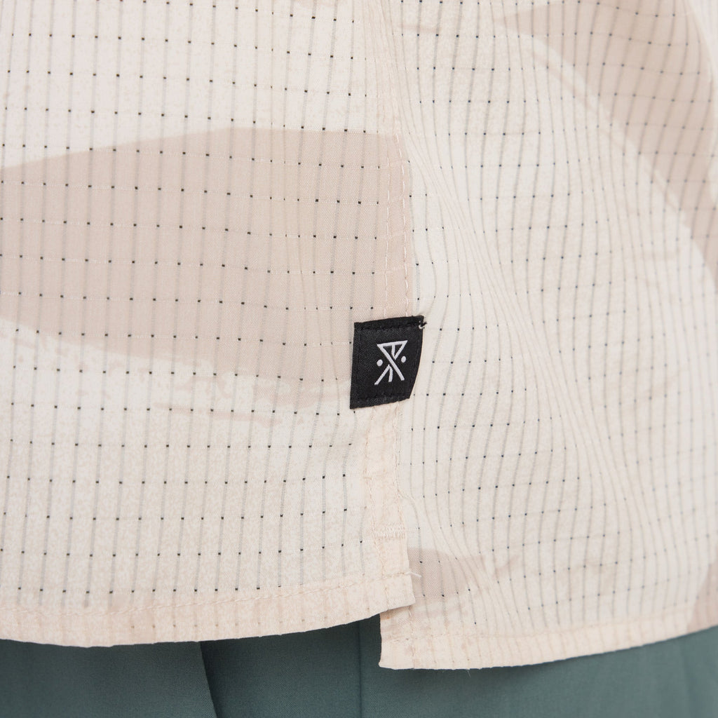 Close-up of high-quality mesh material highlighting texture details, embodying Roark’s dedication to durable adventure gear. Big Image - 6