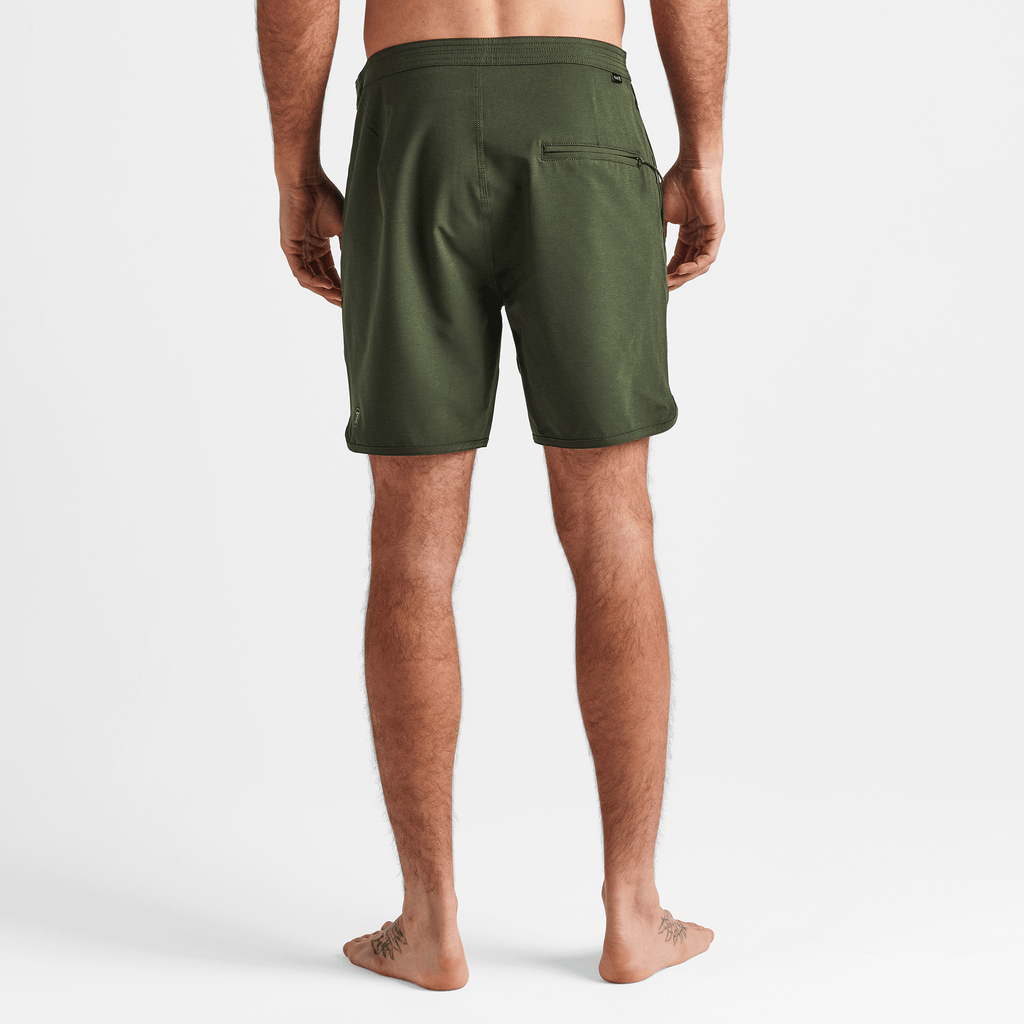 The on body view of Roark's Chiller Boardshorts 17" - Atoll Dark Military Big Image - 5