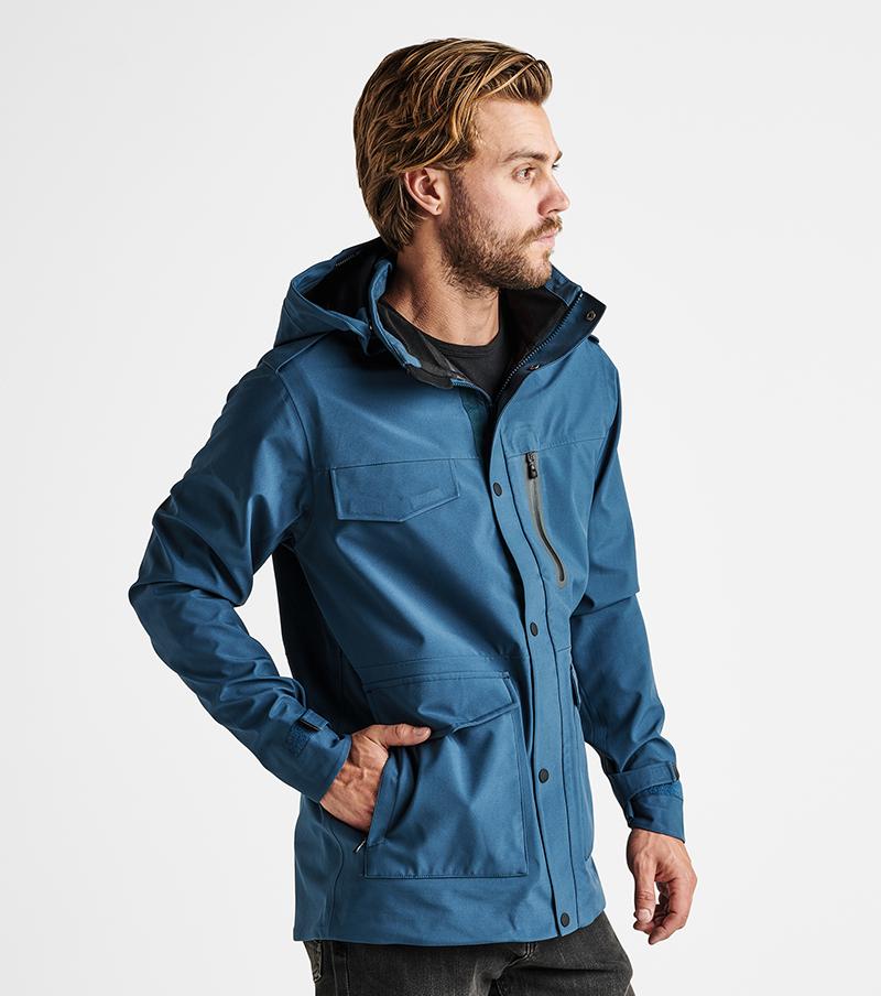 Dial In Your Coat And Explore With The Best Jacket For Men Big Image - 3