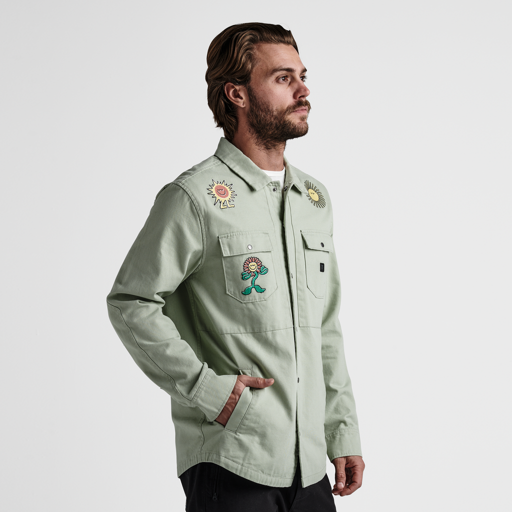 The model of Roark men's Hebrides Unlined Jacket - Embroidered Smeralda Chaparral Big Image - 5