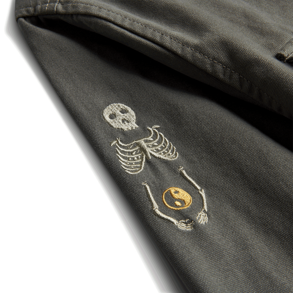 The embroidery of Roark men's Hebrides Unlined Jacket - Charcoal Kampai Big Image - 9