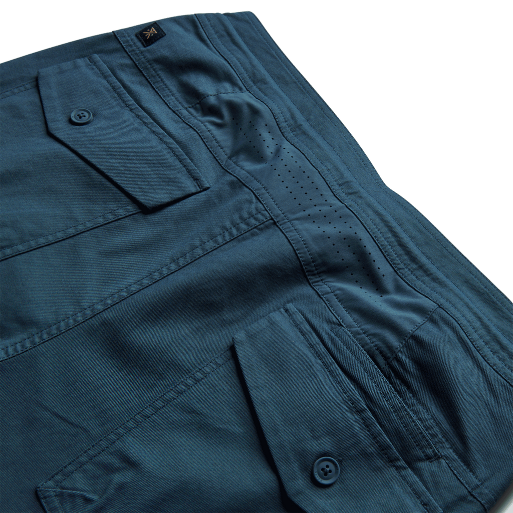 The pockets of Roark men's Layover 2.0 Pants - Deep Blue Big Image - 10