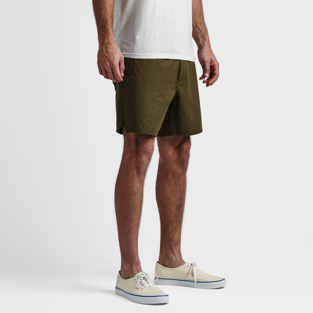 The model of Roark men's Layover Traveler Shorts - Military Big Image - 3
