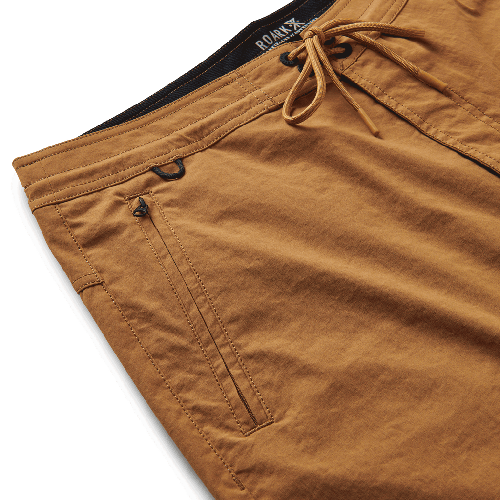 The materials, details, and designs of Roark men's Layover Trail Shorts - Pignoli Big Image - 9