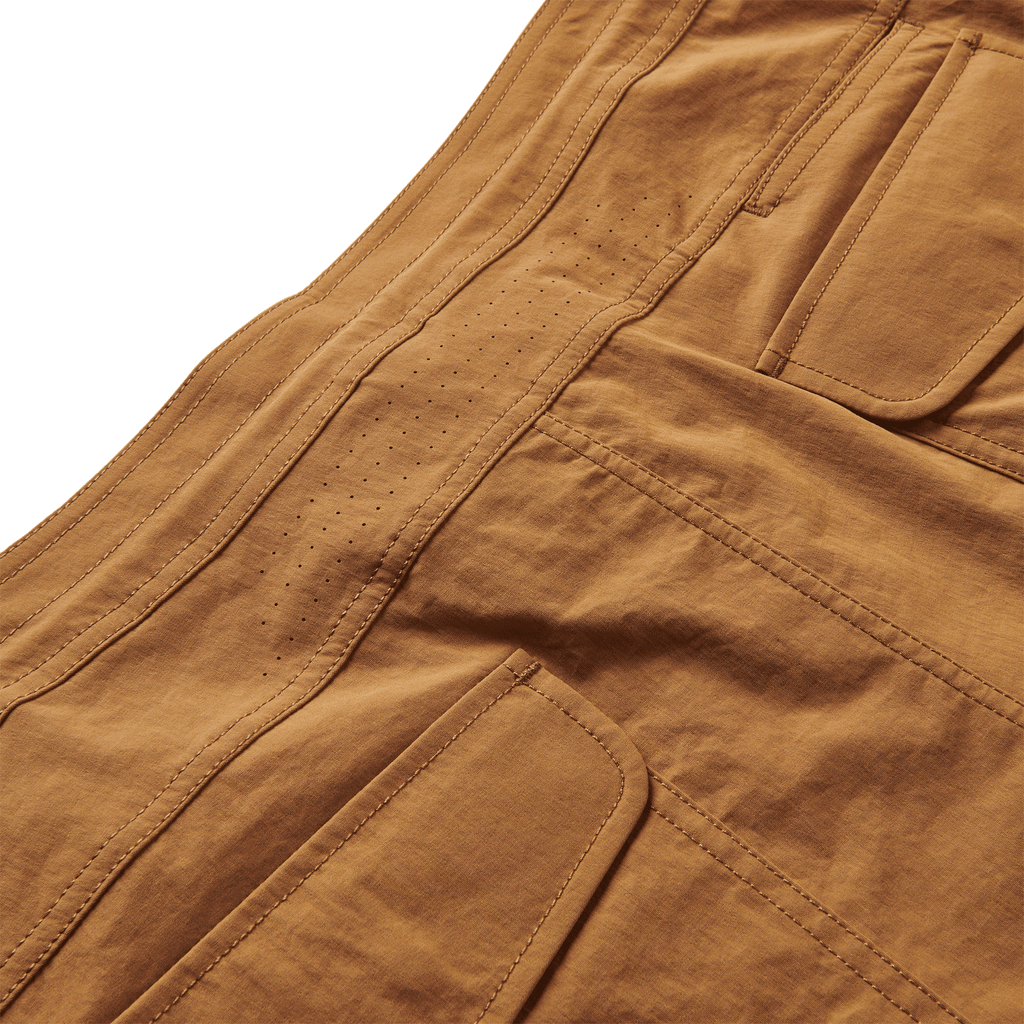 The materials, details, and designs of Roark men's Layover Trail Shorts - Pignoli Big Image - 10