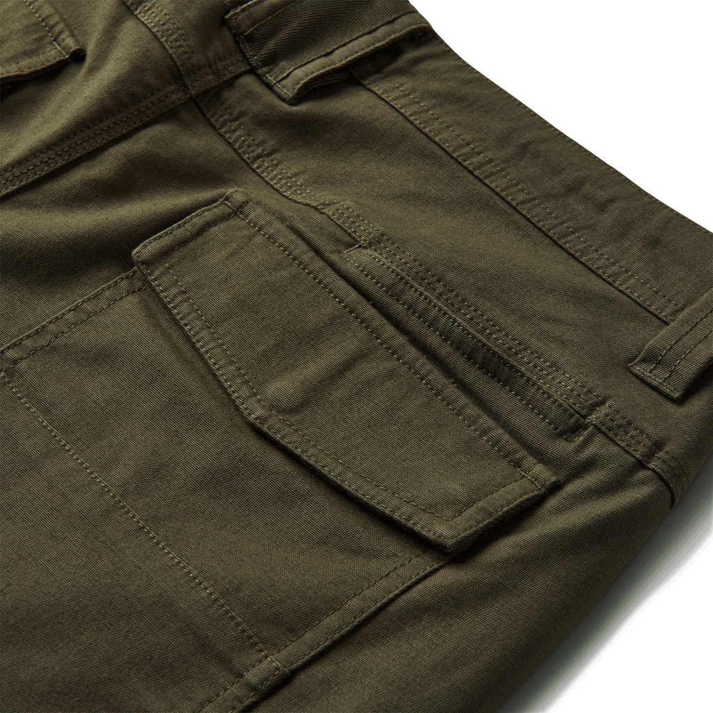 The materials, details, and designs of Roark men's Layover Utility Shorts - Military Big Image - 10