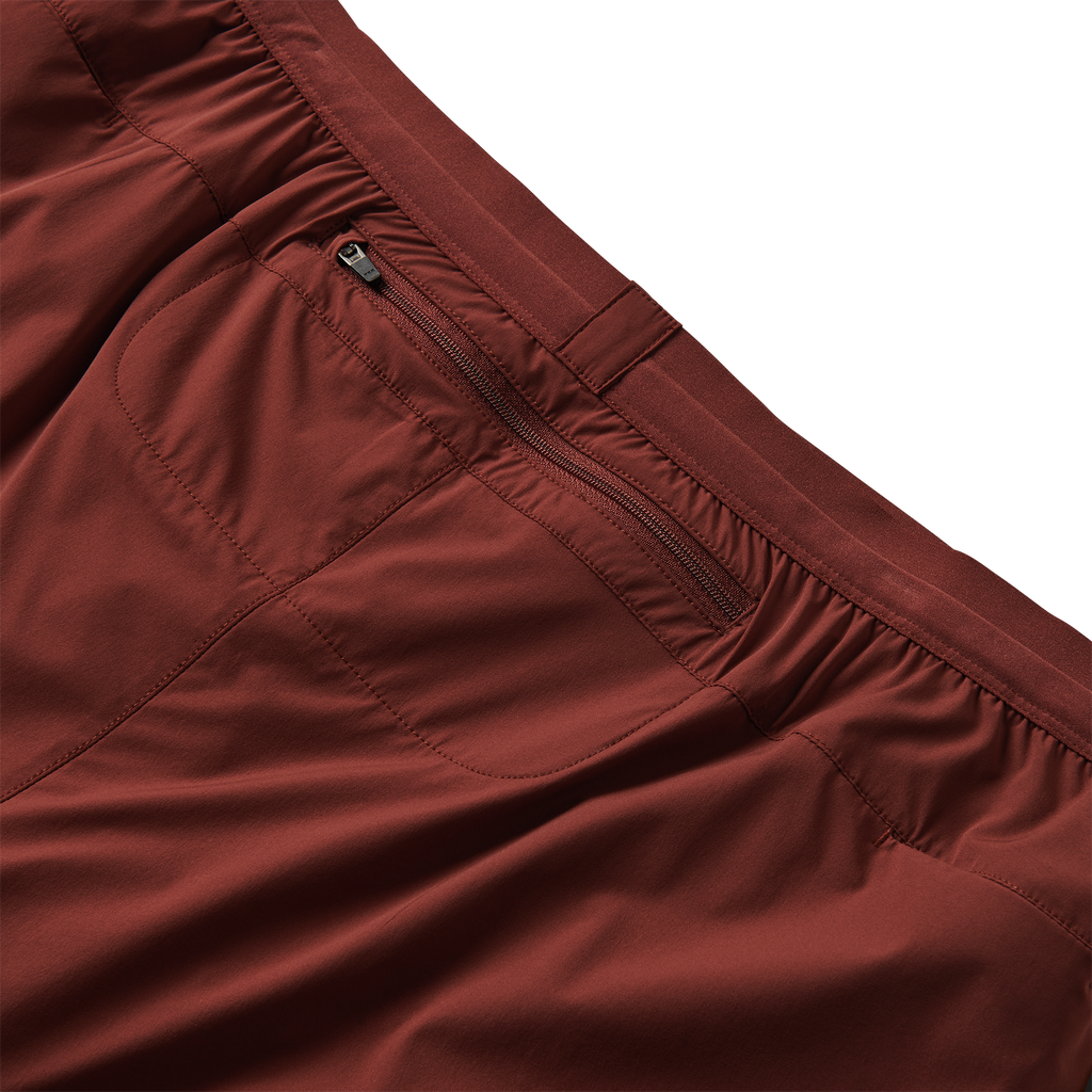 The back pocket of Roark Run Amok's Alta Shorts 5" - Burgundy Big Image - 10
