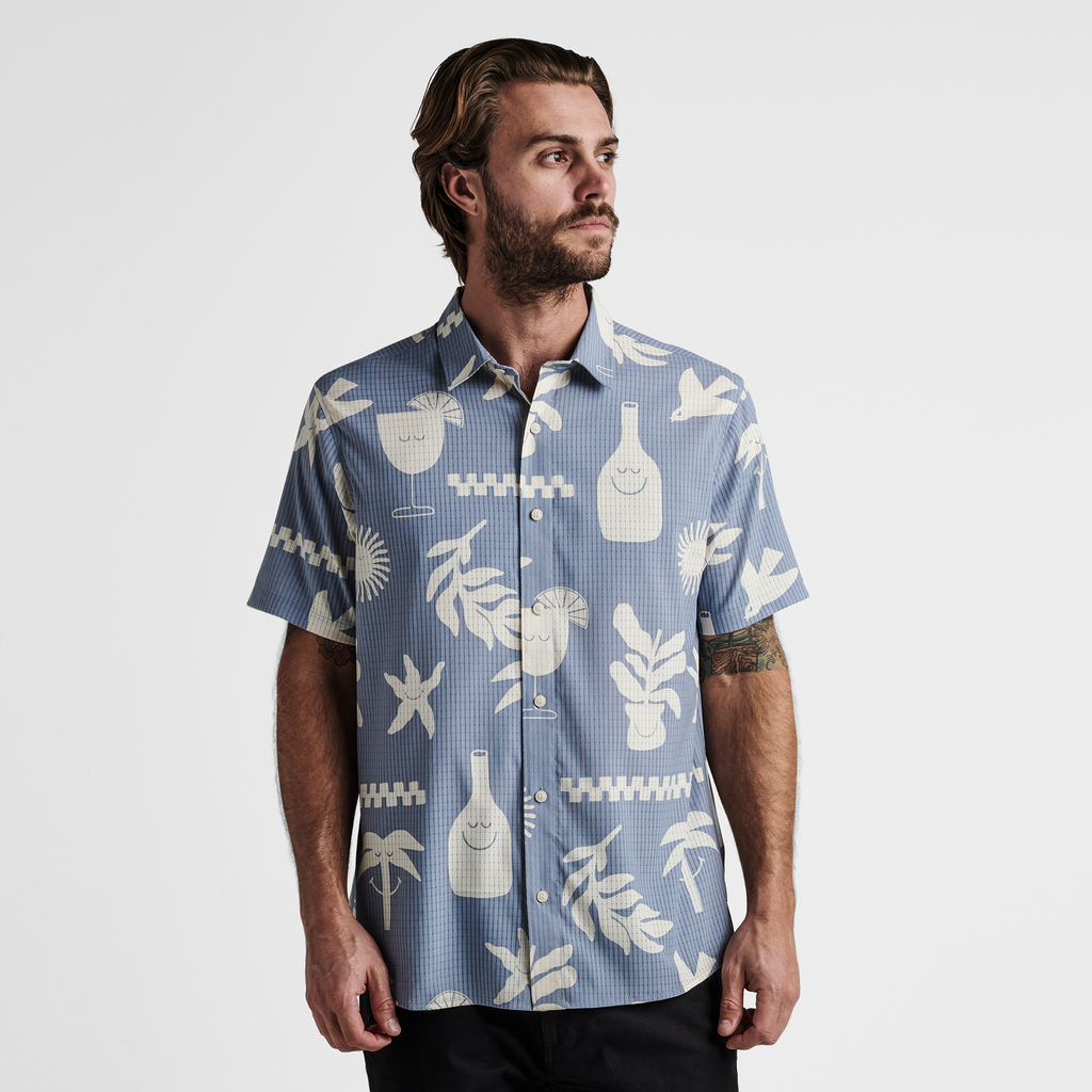 The model of Roark men's Bless Up Breathable Stretch Shirt - Cascata Big Image - 2